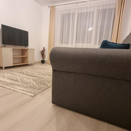 Comodo Apartment Turda Exterior photo